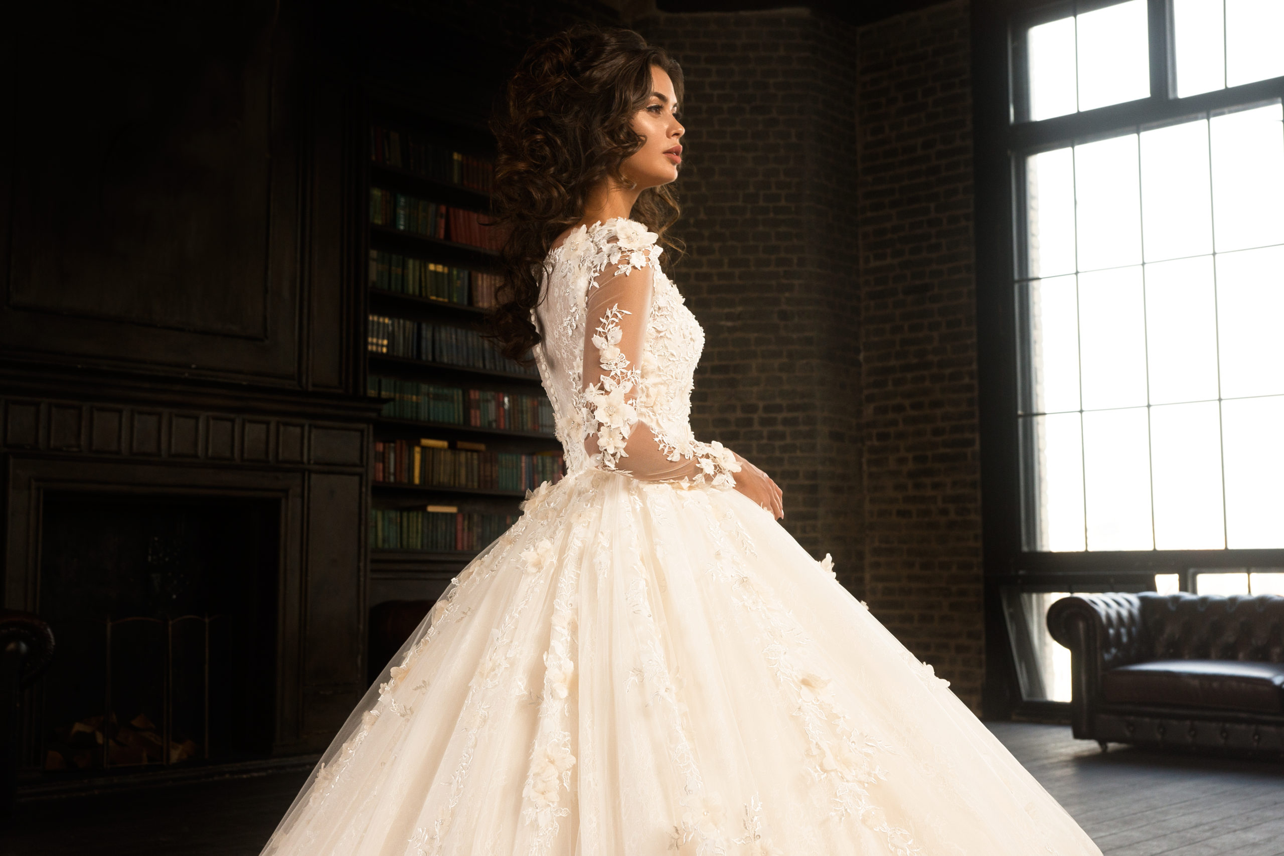 A-Line Wedding Dresses & Gowns - Largest Selection - Kleinfeld | Kleinfeld  Bridal